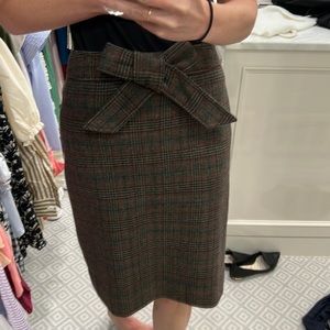 Wool lined jcrew pencil skirt with bow detail size 4